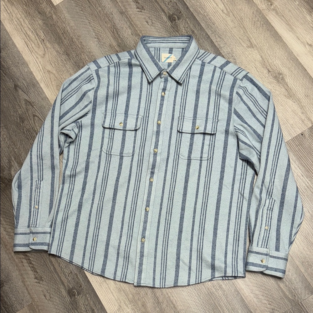 FAIR HARBOR Light Blue Striped Men's Button-Up Shirt